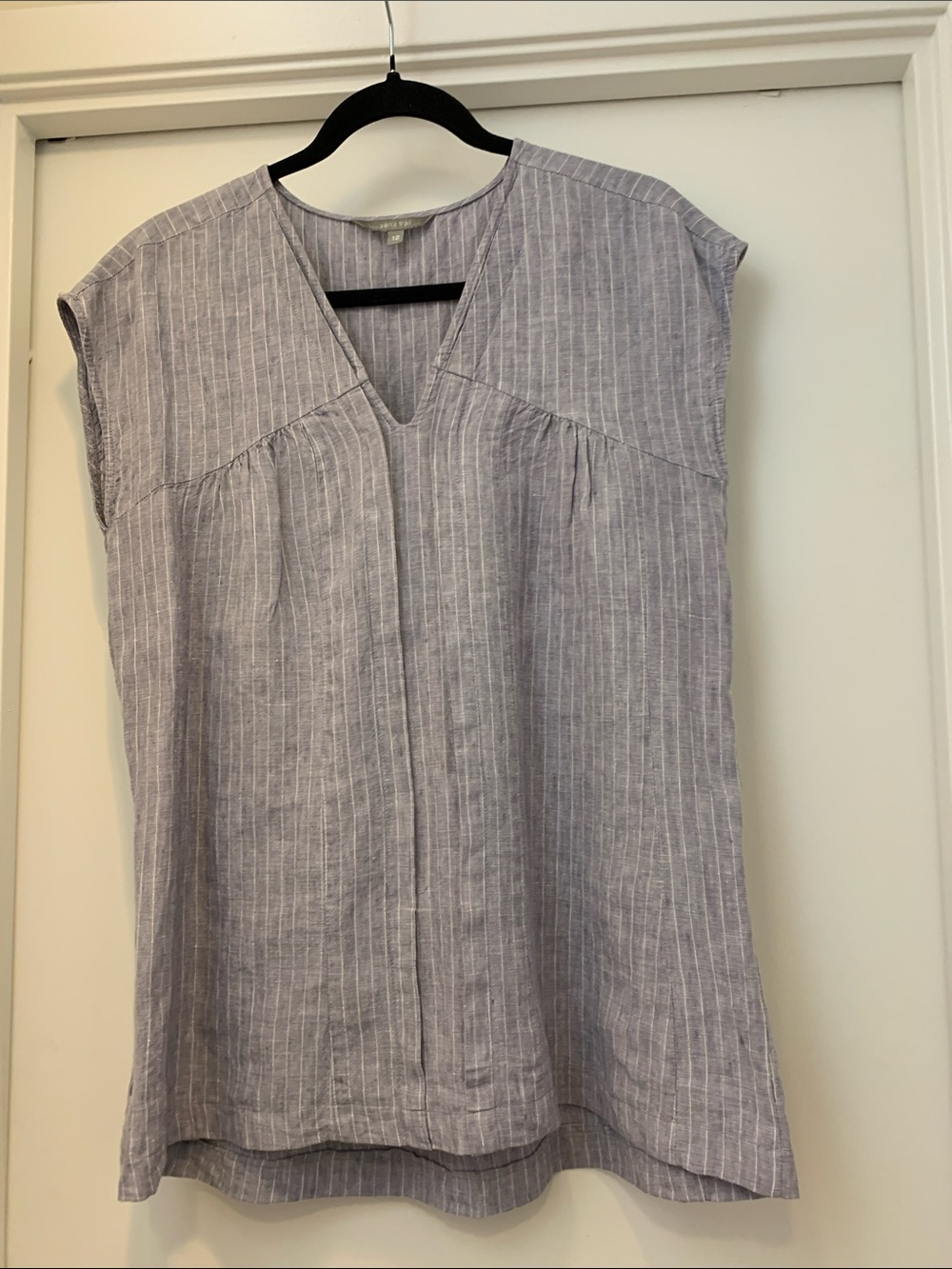 Light 100 percent linen-Striped V-Neck Women’s Top